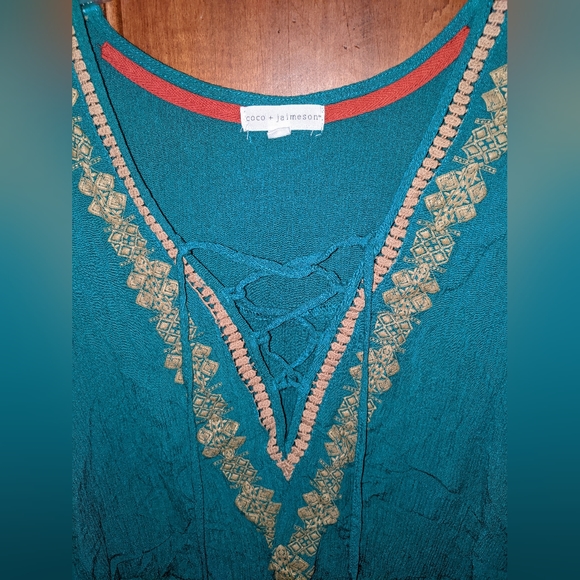 Coco and Jamieson Large Women's Tank - Picture 2 of 4